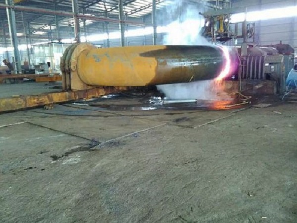 大型彎管生產(chǎn)車間